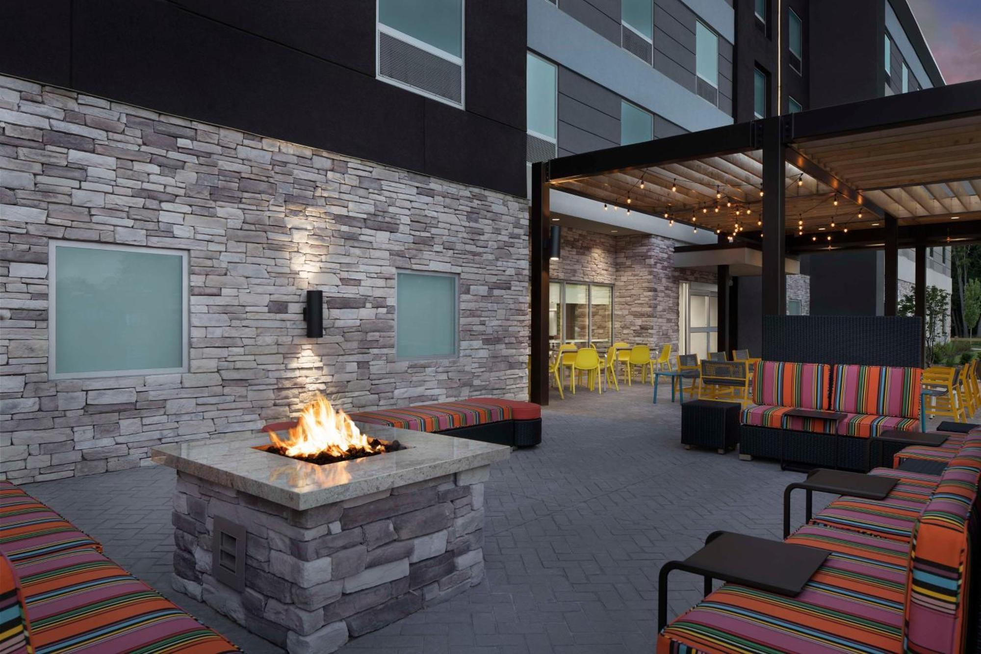 Home2 Suites By Hilton Poughkeepsie Exterior photo